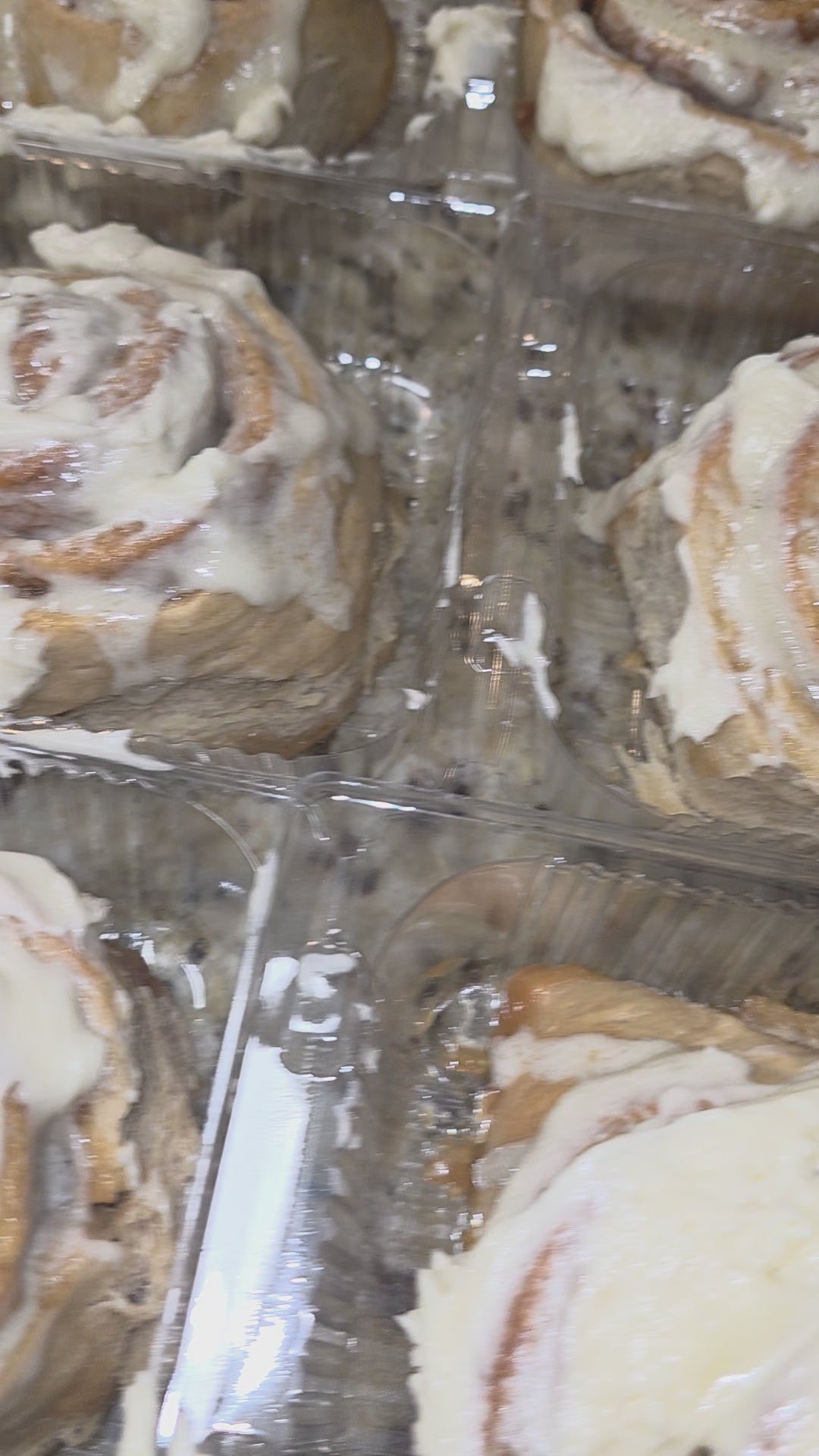 Cinnamon Rolls - 12 Count