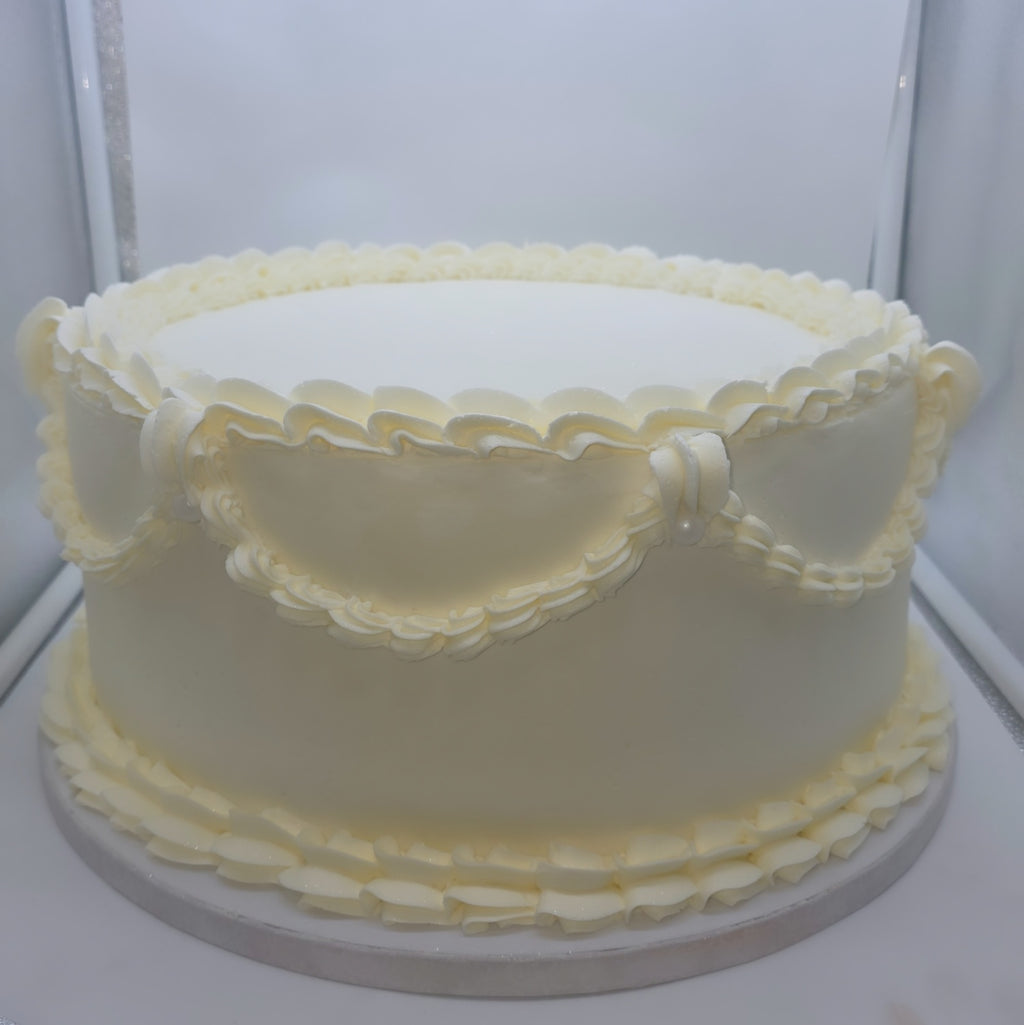 Vanilla Cake With Choice Of Icing